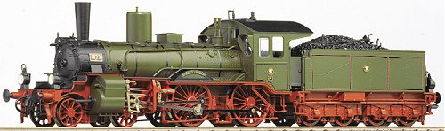Express Steam locomotive type P 4<br /><a href='images/pictures/Roco/63302.jpg' target='_blank'>Full size image</a>